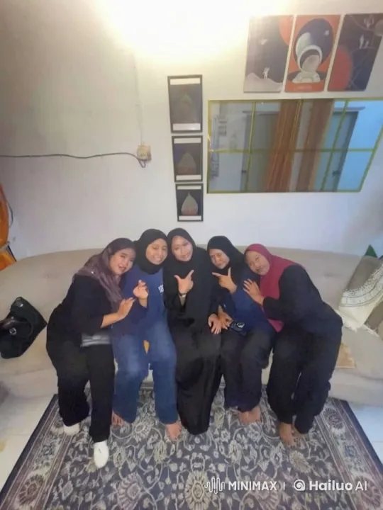 Traditional Kungfu Meets Modern Energy in Home Dojo – AI Generated Video | Hailuo AI