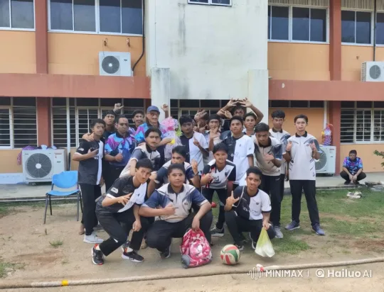 Young Men Engage in Playful Kungfu Fight in Schoolyard – AI Generated Video | Hailuo AI