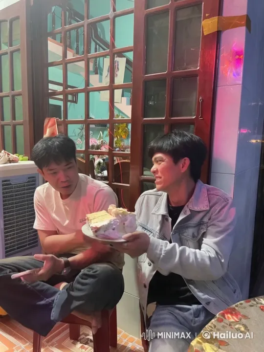 Intense Brawl Between Two Men in Colorful Room – AI Generated Video | Hailuo AI