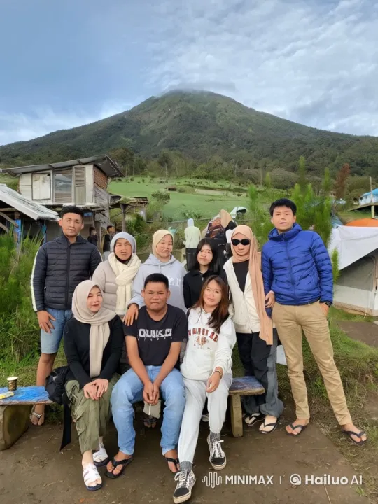Kung Fu Masters Showcase Skills in Scenic Hillside Setting – AI Generated Video | Hailuo AI