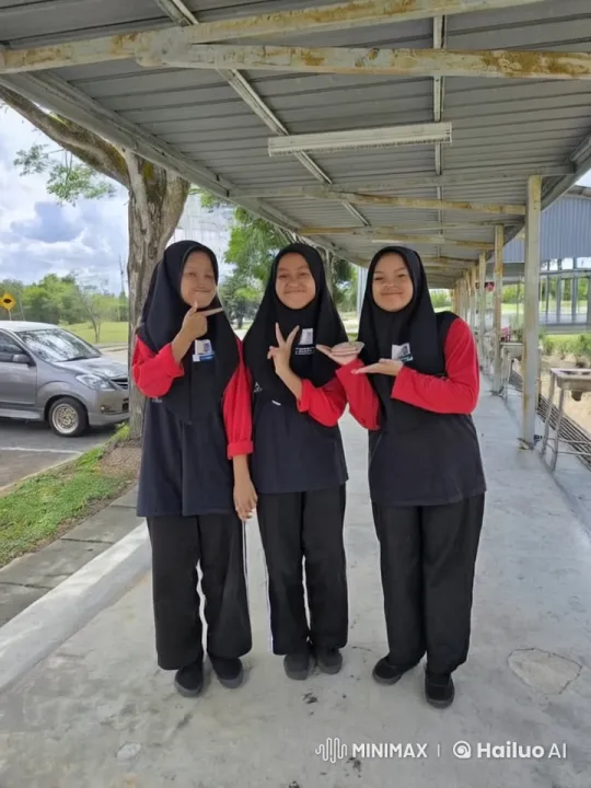 Girls Display Synchronized Kungfu Skills in Dynamic Training Session – AI Generated Video | Hailuo AI