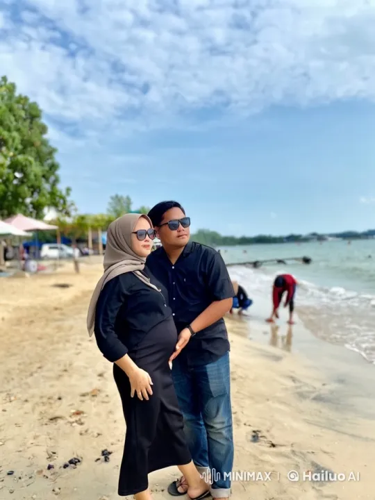 Tranquil Beach to Kung Fu Clash: A Wing Chun Showdown – AI Generated Video | Hailuo AI