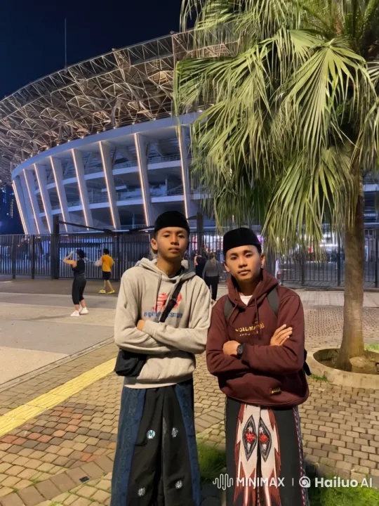 Young Men Showcase Kung Fu and Wing Chun at Night – AI Generated Video | Hailuo AI