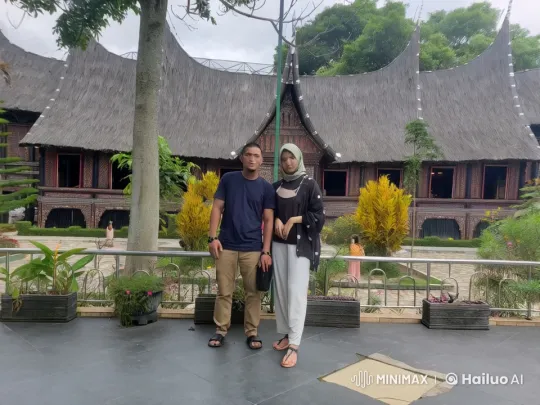 Traditional Kungfu Combat Amidst Lush Scenery – AI Generated Video | Hailuo AI