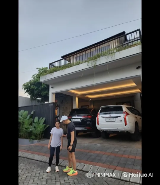 Kung Fu Duo Engages in Dynamic Garage Battle – AI Generated Video | Hailuo AI