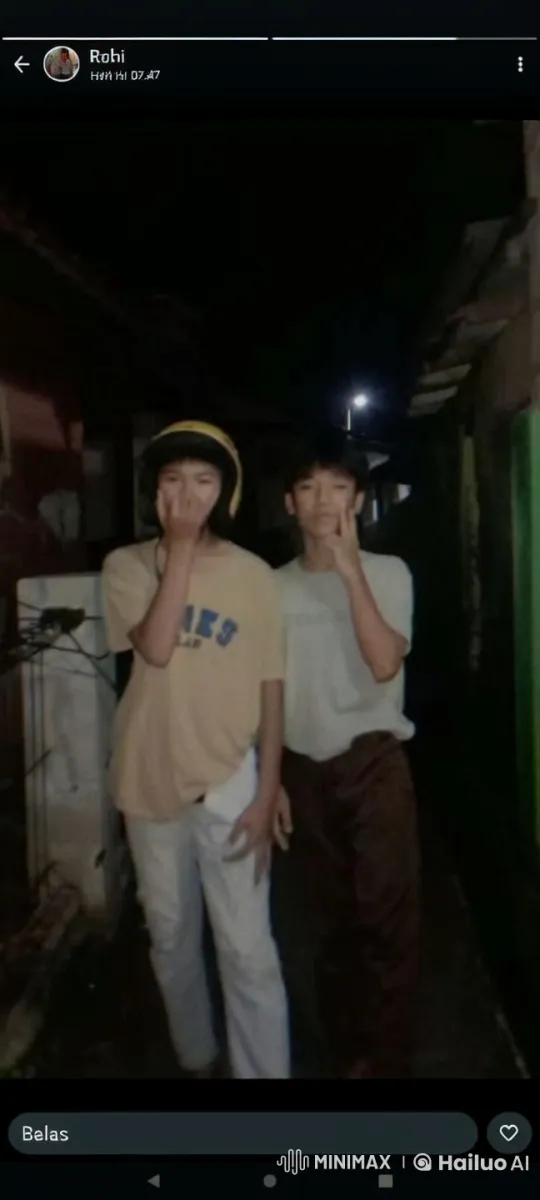 Two Friends Enjoy a Quiet Night in a Residential Street – AI Generated Video | Hailuo AI
