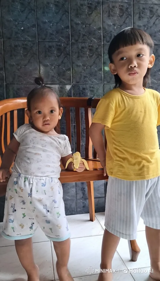 Children Playfully Practicing Kung Fu – AI Generated Video | Hailuo AI