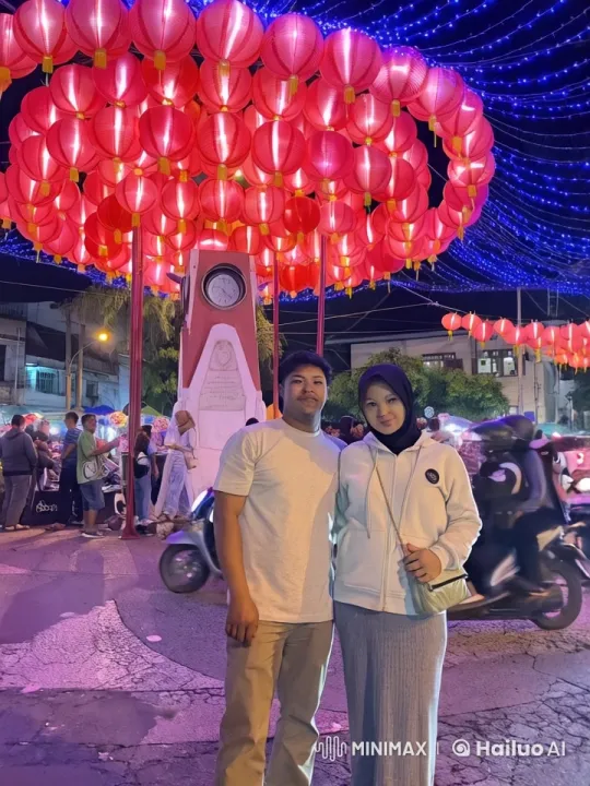 Night Market: Playful Martial Arts Sparring Under Lanterns – AI Generated Video | Hailuo AI