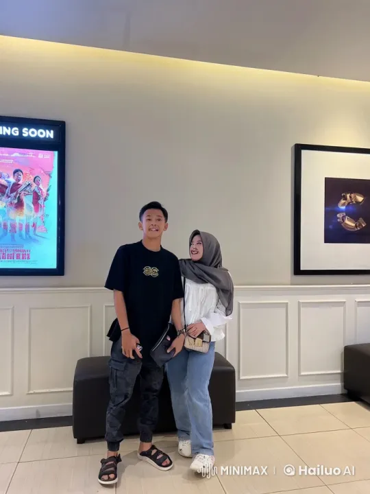 Stylish Cinema Lobby Kungfu Performance – AI Generated Video | Hailuo AI