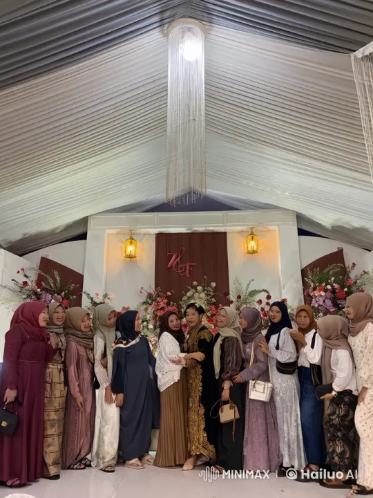 Women Celebrate in Mix of Traditional Outfits and Surprise Kung Fu Performance – AI Generated Video | Hailuo AI