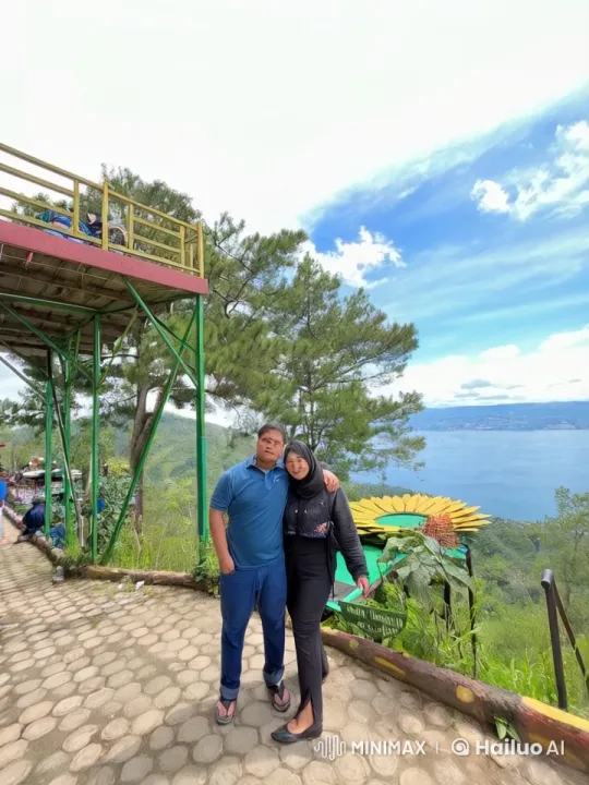 Mountain Viewpoint: Serene Setting for Dynamic Kung Fu Fight – AI Generated Video | Hailuo AI