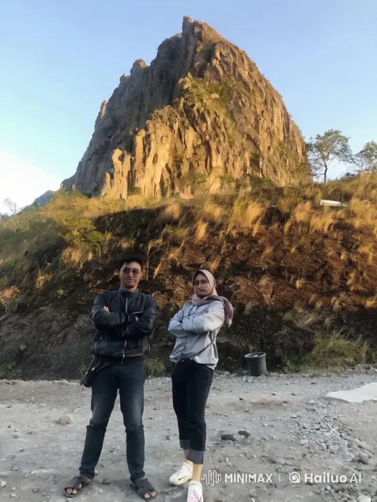 Kung Fu Masters Display Skills in Rocky Mountain Setting – AI Generated Video | Hailuo AI