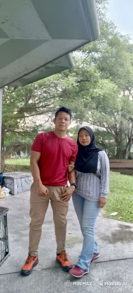 Man Performs Impressive Kung Fu Kick in Outdoor Setting – AI Generated Video | Hailuo AI