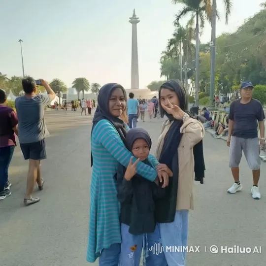 Family Poses for Photo in Front of Iconic Monument – AI Generated Video | Hailuo AI