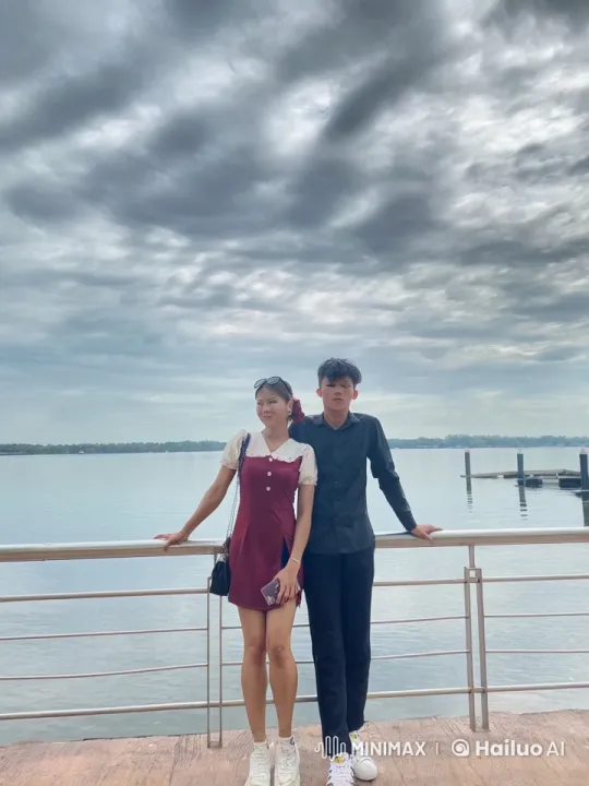 Couples' Graceful Kung Fu by Serene Lake – AI Generated Video | Hailuo AI