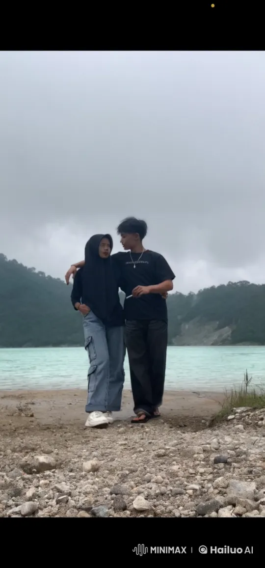 Couple Displays Impressive Kungfu by Turquoise Lake – AI Generated Video | Hailuo AI