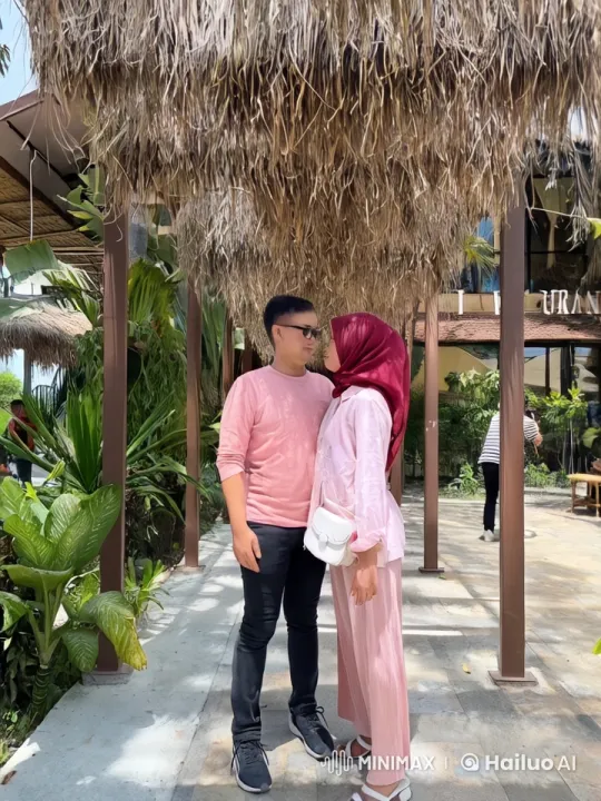 Couple Showcases Martial Arts in Serene Tropical Setting – AI Generated Video | Hailuo AI