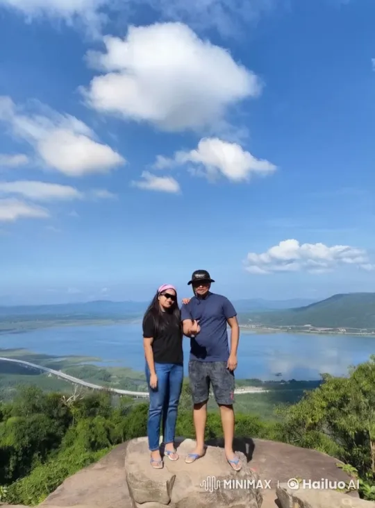 Couple's Intense Martial Arts Sparring on Rocky Outcrop – AI Generated Video | Hailuo AI