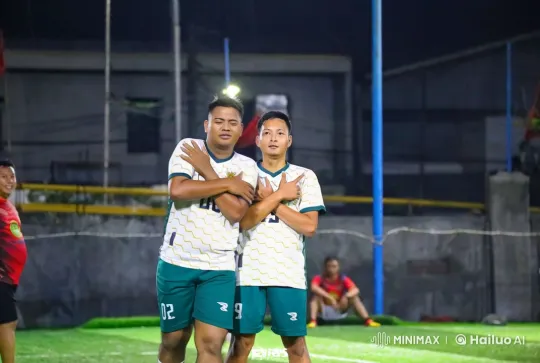 Soccer Players Celebrate with Kungfu Poses at Night – AI Generated Video | Hailuo AI