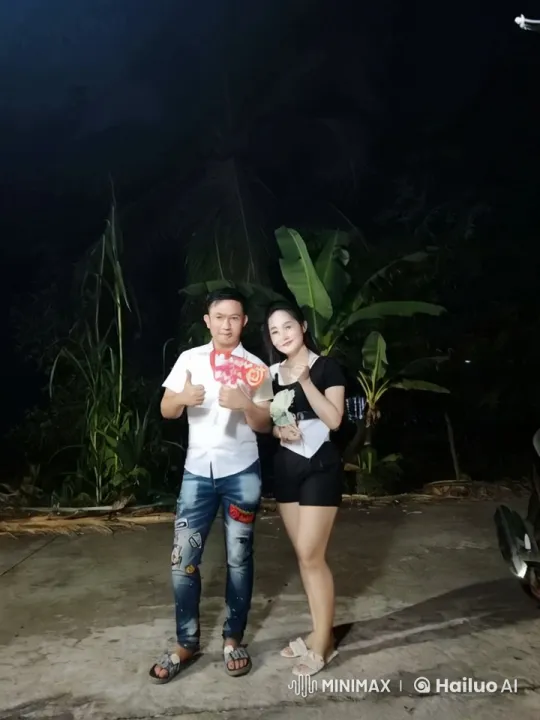 Nighttime Kungfu Display in Tropical Setting – AI Generated Video | Hailuo AI