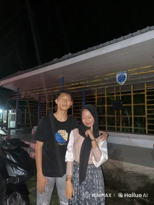 Nighttime Kungfu Demonstration by Young Duo – AI Generated Video | Hailuo AI