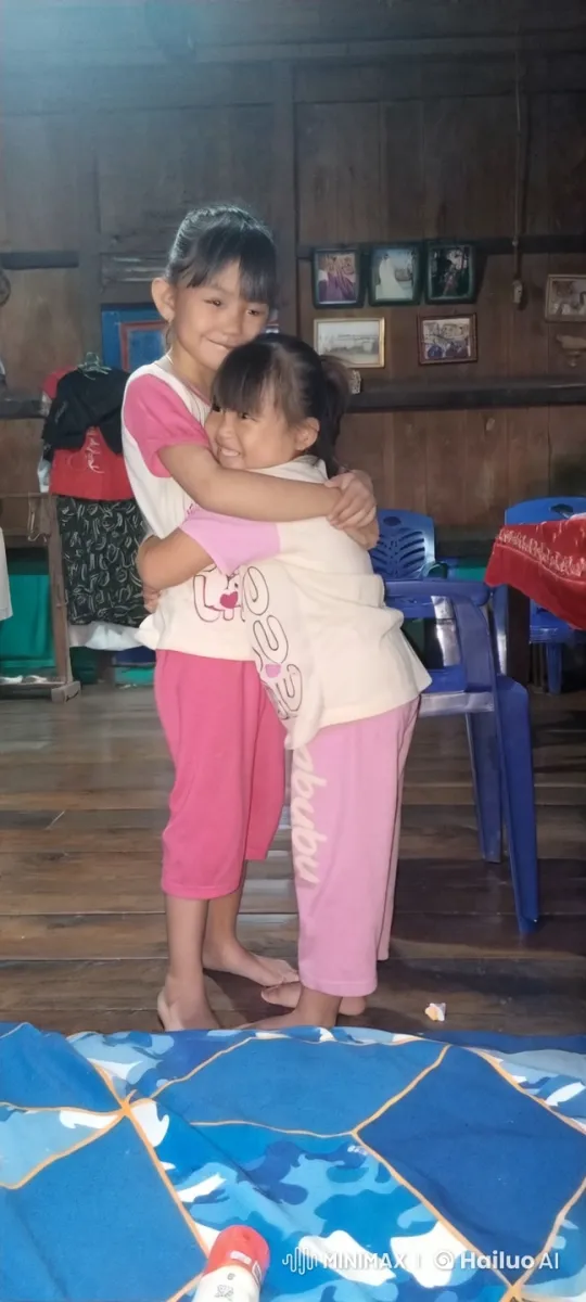 Joyful Kids Engage in Playful Kungfu Fight – AI Generated Video | Hailuo AI