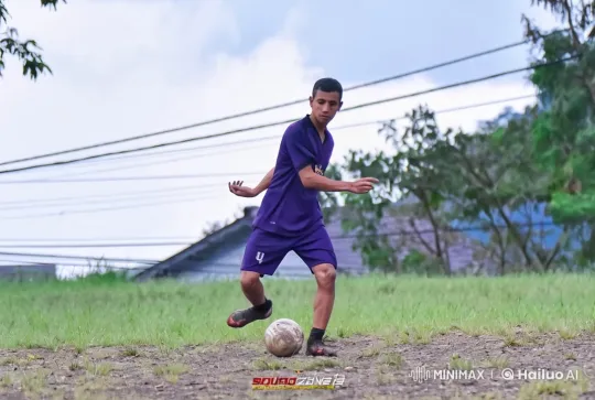 Young Soccer Player Showcases Martial Arts-Inspired Dribbling Skills – AI Generated Video | Hailuo AI