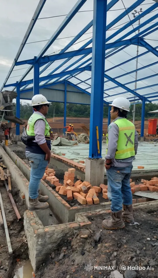 Kungfu Panda Surprises Construction Workers – AI Generated Video | Hailuo AI