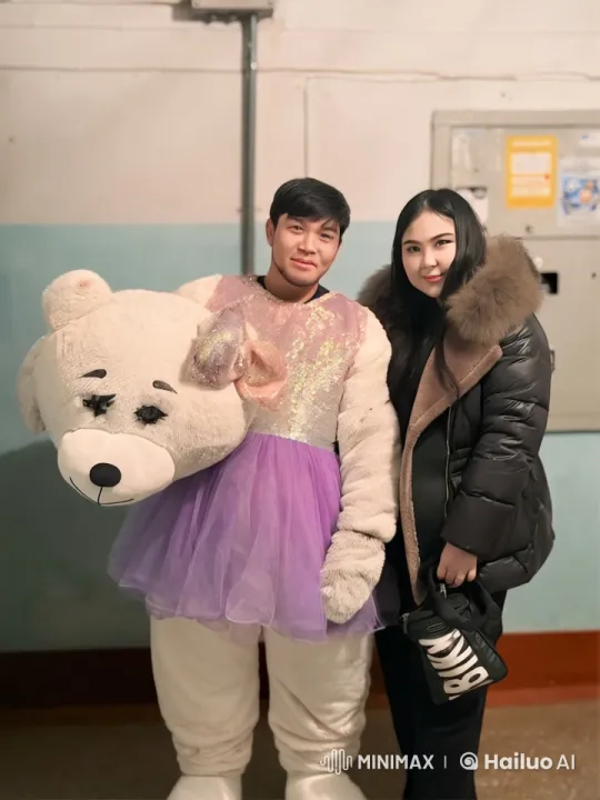 Indoor Martial Arts Performance in Bear Costume – AI Generated Video | Hailuo AI