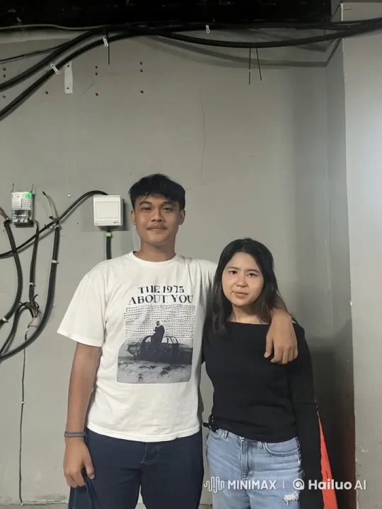 Young Couple's Impressive Kung Fu Fight Scene – AI Generated Video | Hailuo AI
