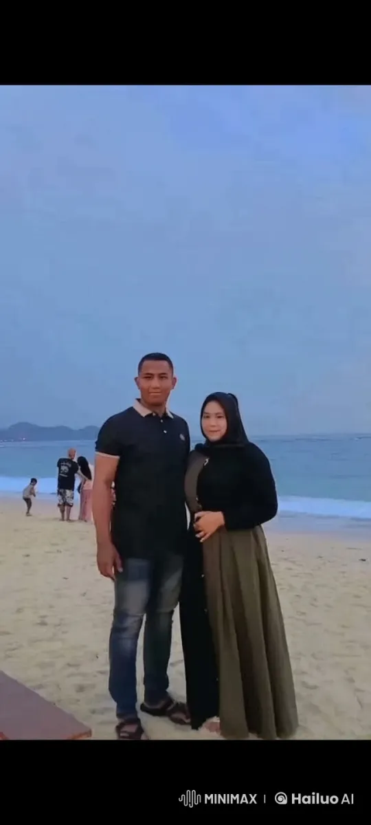 Kung Fu Display on a Serene Beach at Dusk – AI Generated Video | Hailuo AI