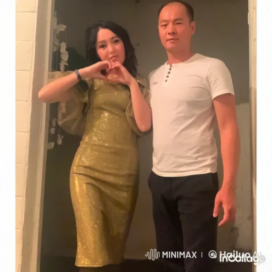 Dynamic Kung Fu Fight Scene with Graceful Combatants – AI Generated Video | Hailuo AI