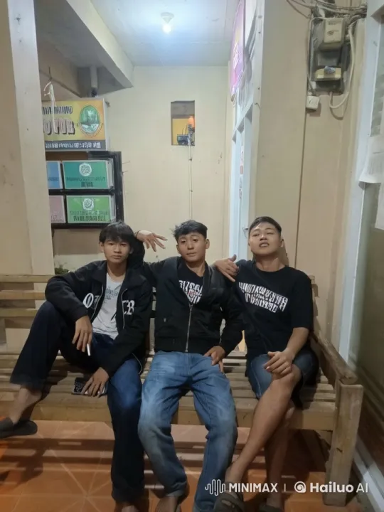 Three Friends Playfully Spar in a Hallway – AI Generated Video | Hailuo AI