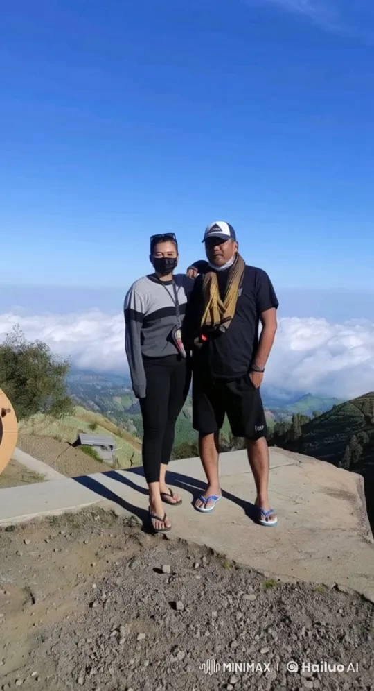 Kung-Fu Fight Over Scenic Mountain Viewpoint – AI Generated Video | Hailuo AI