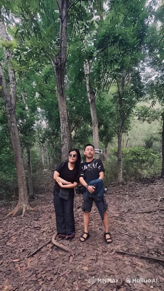 Traditional Kungfu Display in a Lush Forest Setting – AI Generated Video | Hailuo AI