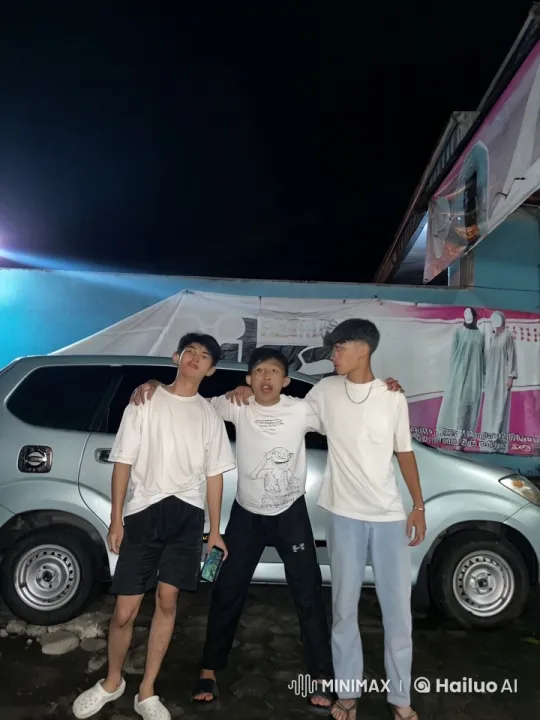 Three Friends Display Martial Arts Gracefulness – AI Generated Video | Hailuo AI