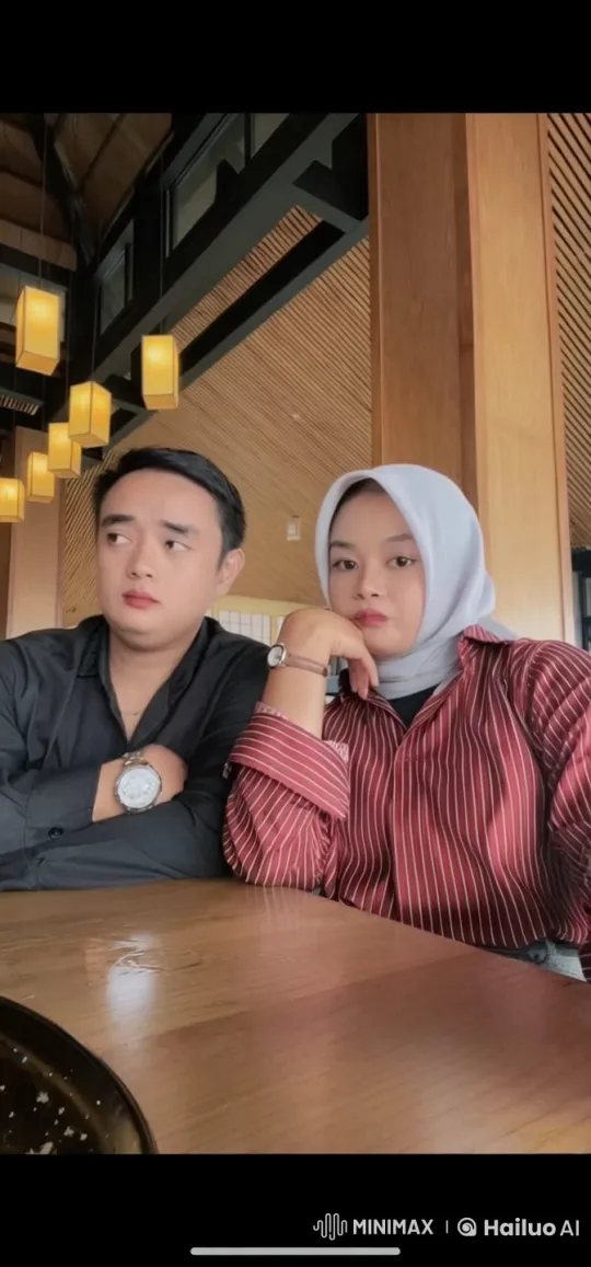 Casual Diners Engage in Intense Kungfu Duel – AI Generated Video | Hailuo AI