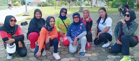 Outdoor Kung Fu Display: Energetic Group Practice – AI Generated Video | Hailuo AI