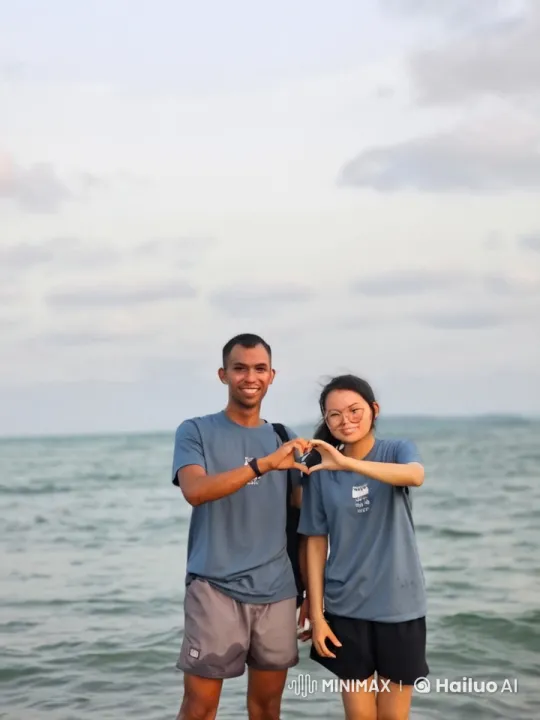 Dynamic Muay Thai Techniques by the Sea – AI Generated Video | Hailuo AI