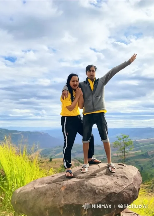 Kungfu Fight Scene with Dynamic Moves in Mountainous Setting – AI Generated Video | Hailuo AI
