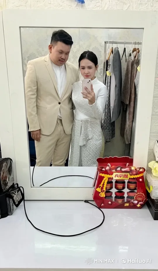 Couple Practices Martial Arts in Elegant Dressing Room – AI Generated Video | Hailuo AI