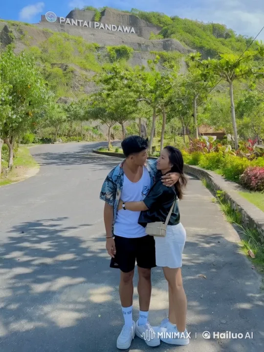 Couple Performs Synchronized Kung Fu at Pantai Pandawa – AI Generated Video | Hailuo AI