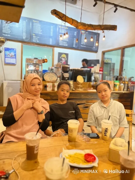 Friends' Playful Kungfu Fight in Rustic Cafe – AI Generated Video | Hailuo AI