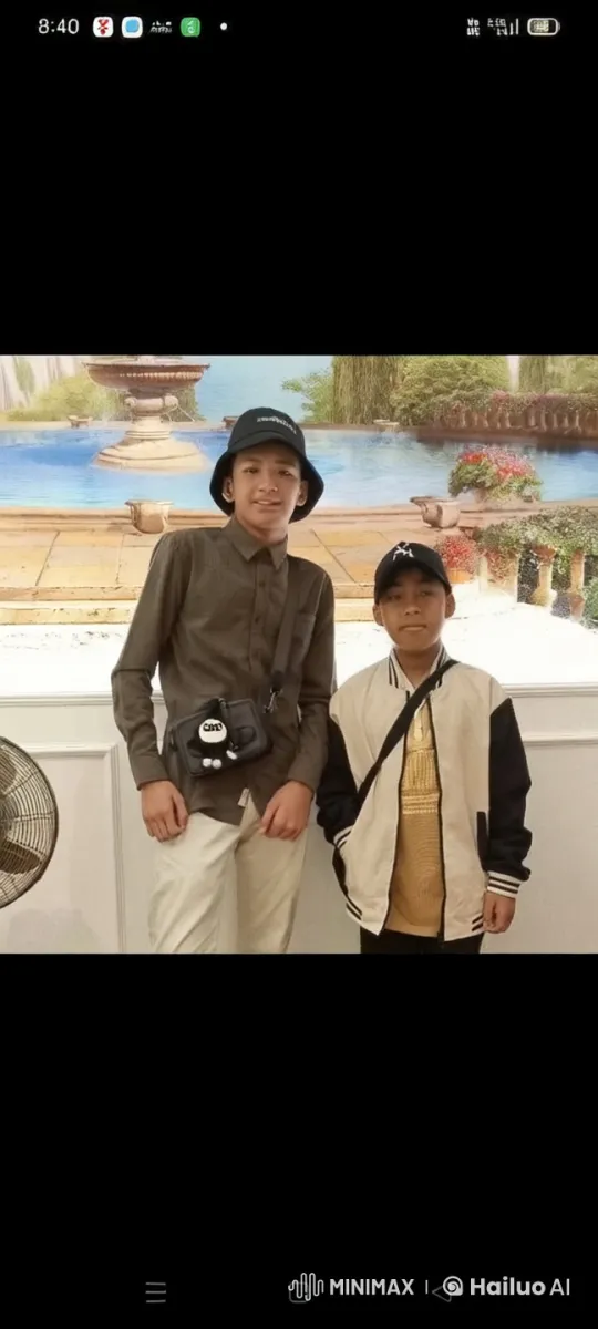 Young Boys Practicing Kungfu in Scenic Setting – AI Generated Video | Hailuo AI