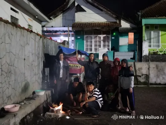 Friends Engage in Energetic Kungfu Battle by Firelight – AI Generated Video | Hailuo AI
