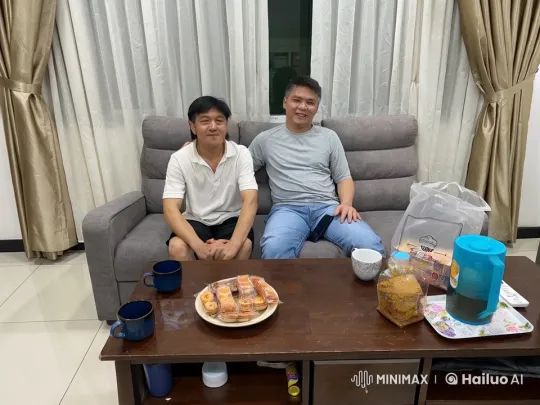 Living Room Kungfu Display: From Comfort to Action – AI Generated Video | Hailuo AI
