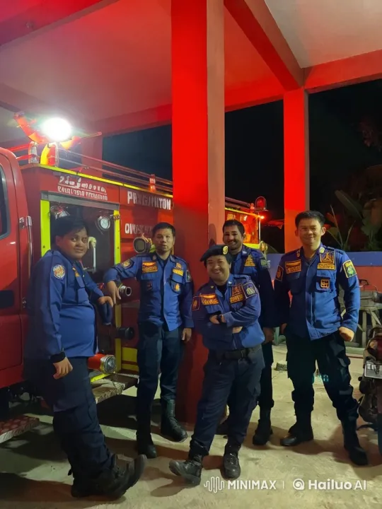 Firefighters Perform Wing Chun Kung Fu Routine – AI Generated Video | Hailuo AI