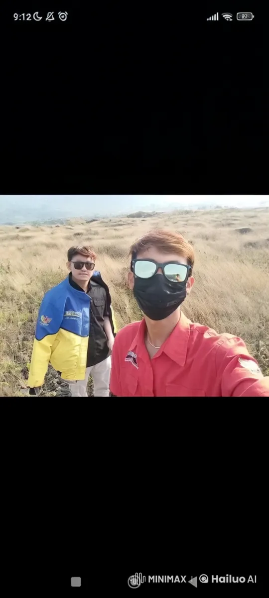 Martial Artists Displaying Kungfu in Open Field – AI Generated Video | Hailuo AI