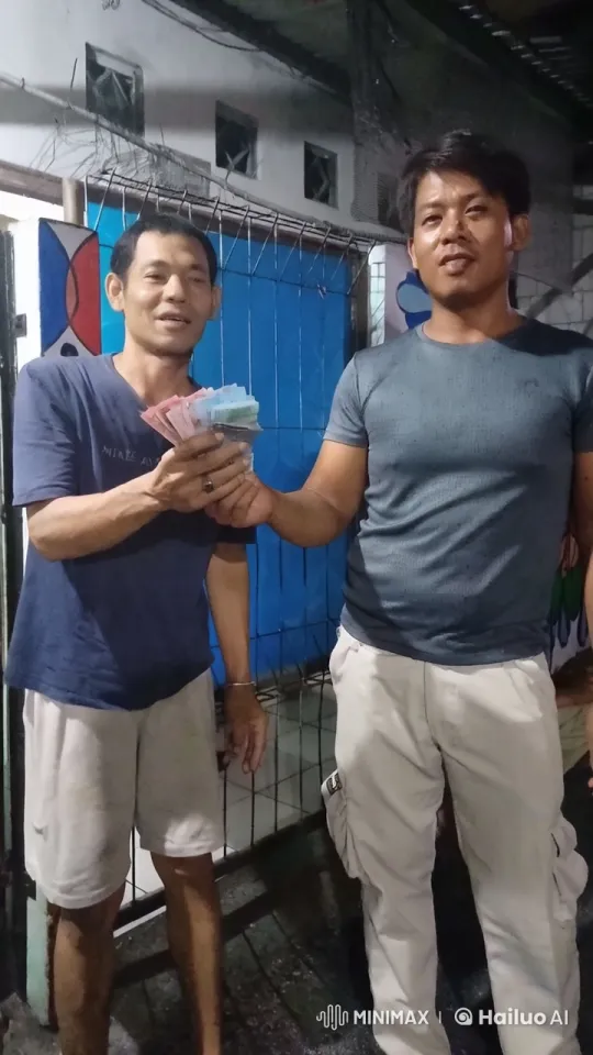 Dynamic Kung Fu Duel in Dimly Lit Setting – AI Generated Video | Hailuo AI