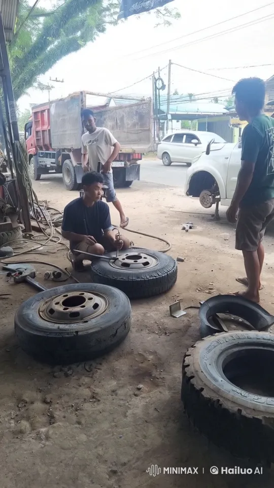 Mechanic Shop: Kungfu Meets Tire Repair – AI Generated Video | Hailuo AI
